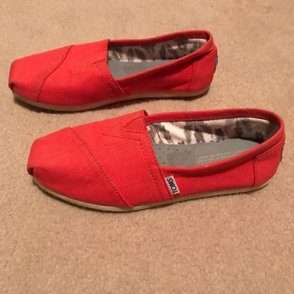 Tom’s slip-ons